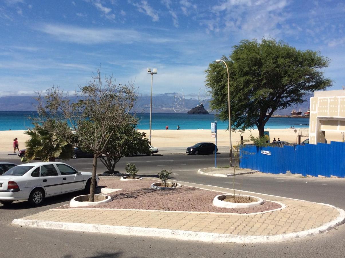 Residencial Laginha (Adults Only) Bed & Breakfast Mindelo Exterior photo